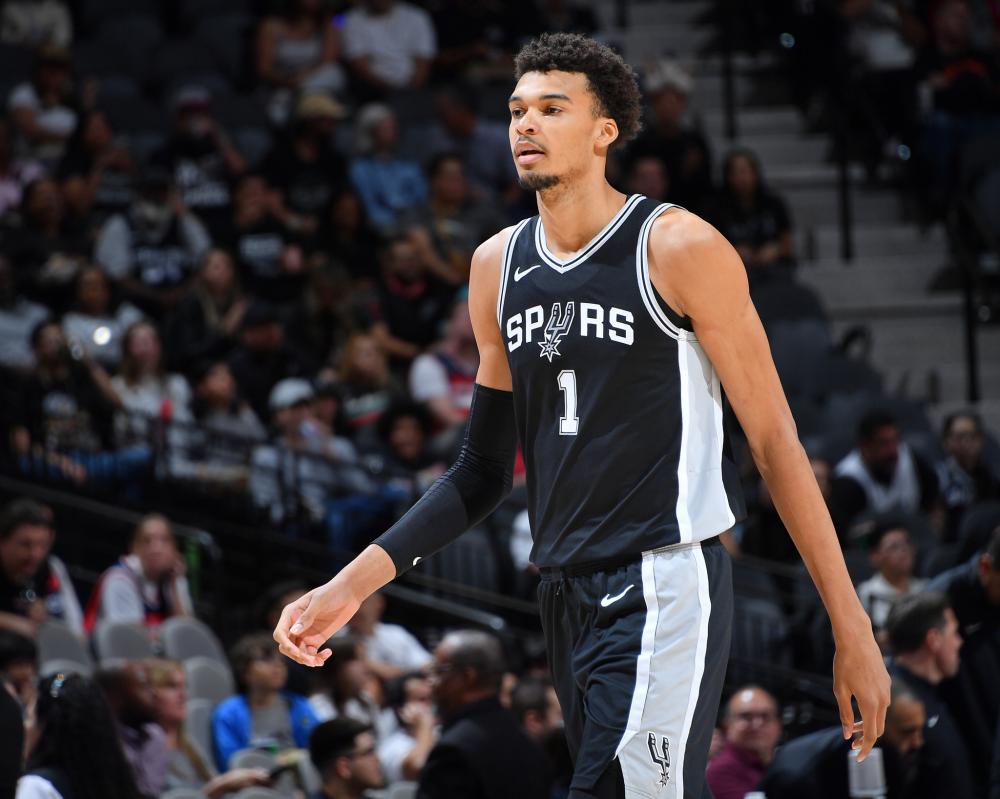 郑钦文在与 郑钦文在与