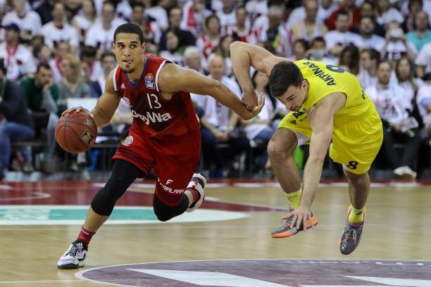 赛场上勇敢 赛场上勇敢